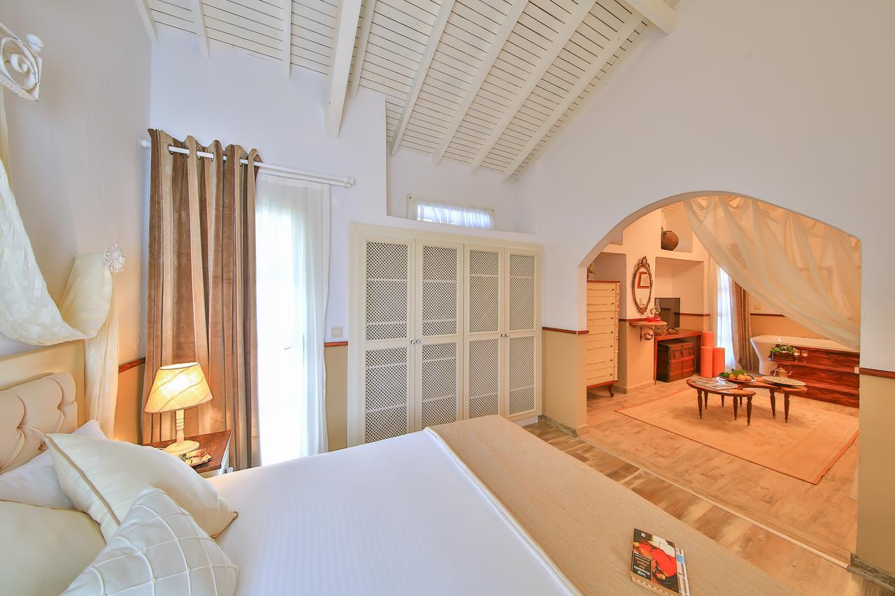 Palas Ilica Cesme Exterior foto